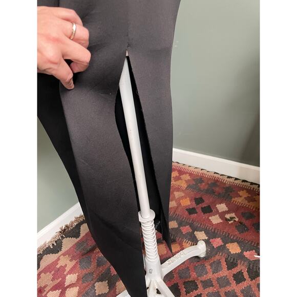 Mable Formal Black Vneck Dress. Size small. Great condition. - Picture 6 of 9